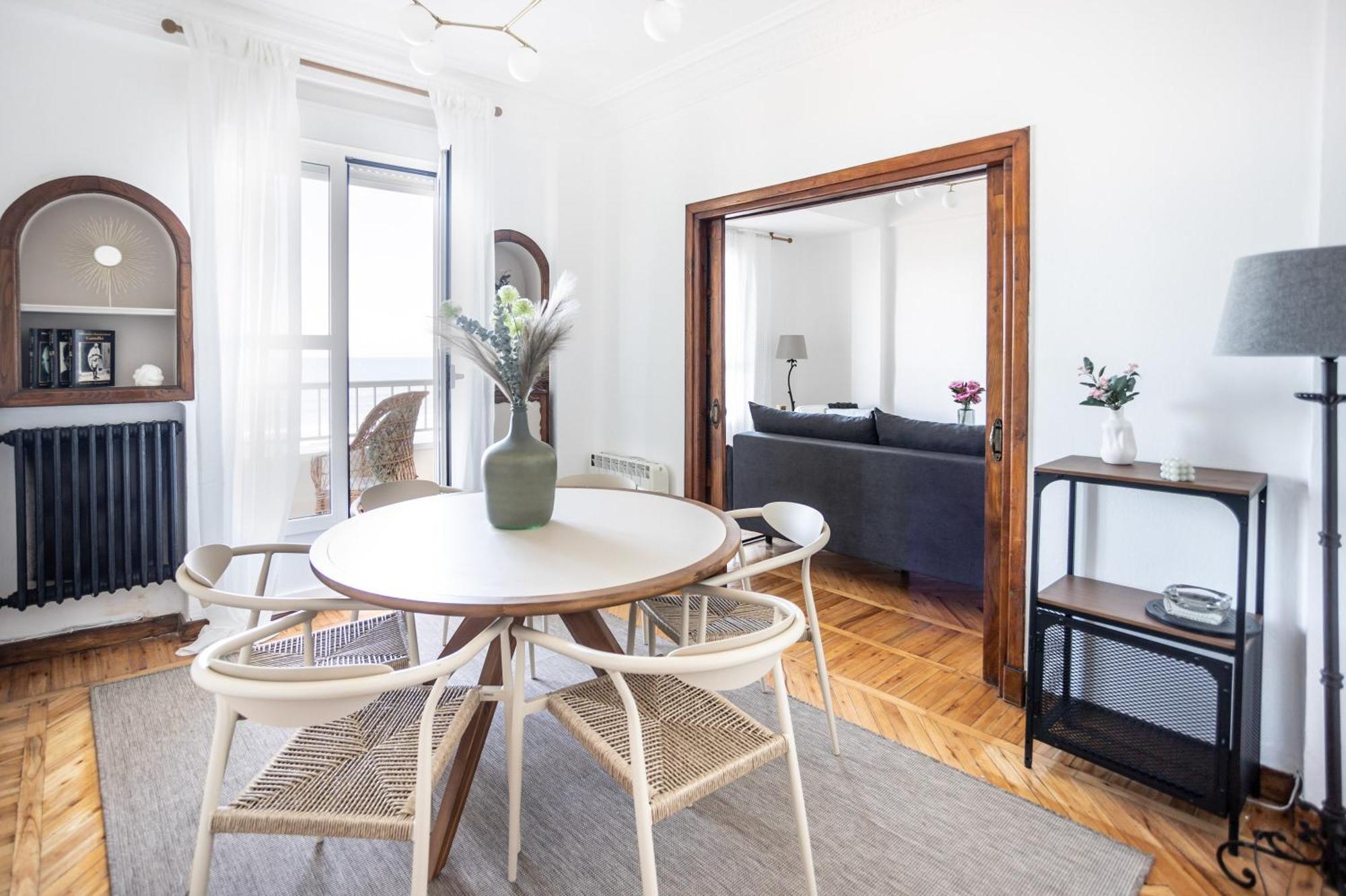 Escalera 10 - Vut4693as Appartement